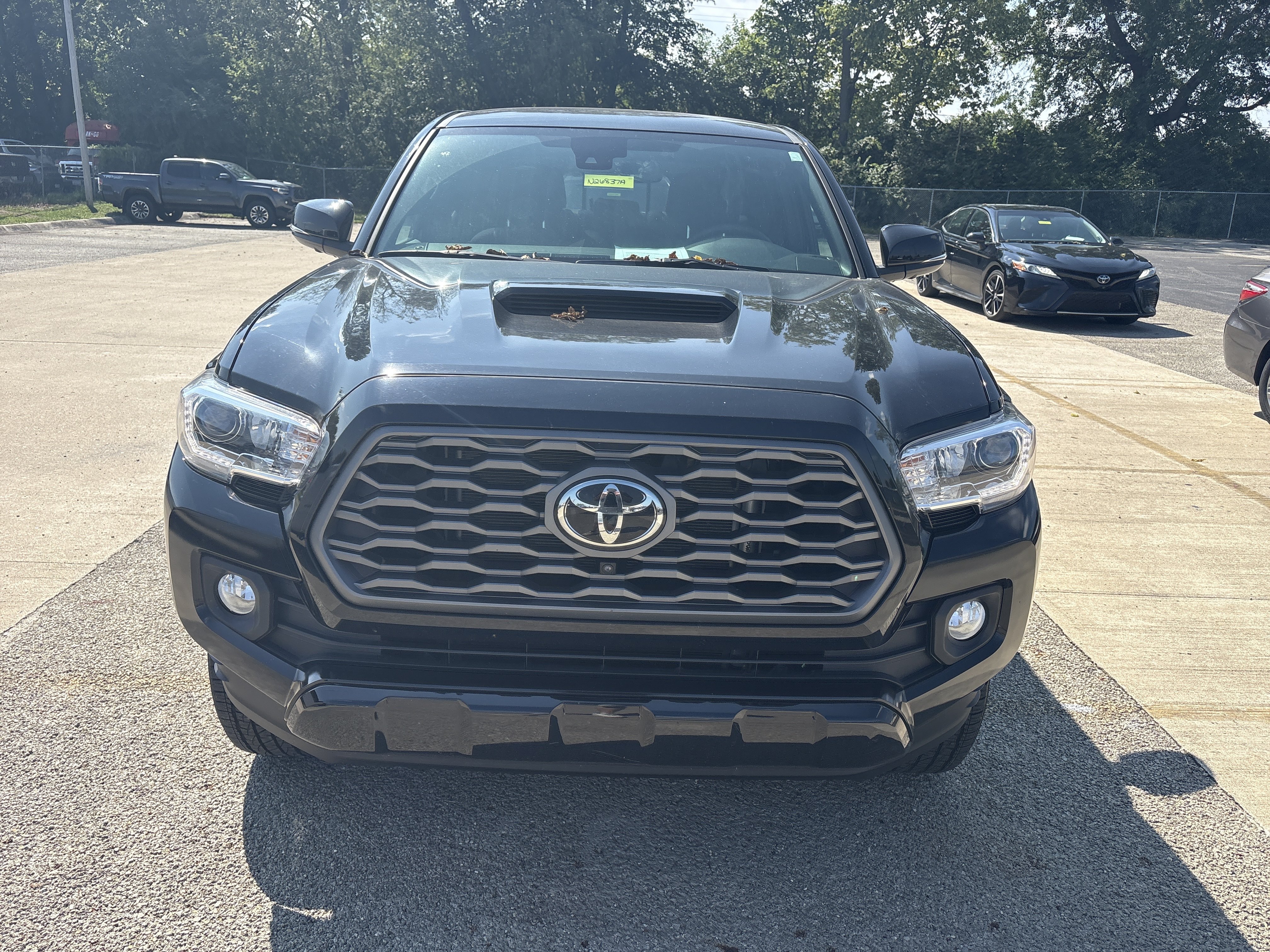 Used 2023 Toyota Tacoma TRD Sport w/ Advanced Technology Package AWD/4WD image 2
