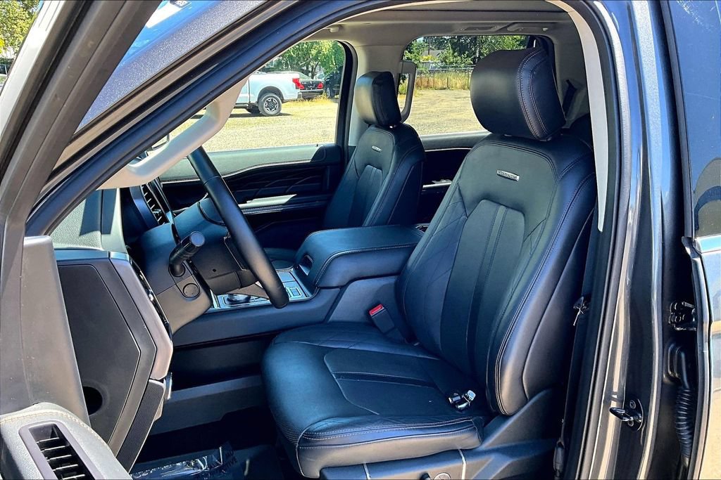 Used 2019 Ford Expedition Platinum AWD/4WD image 9