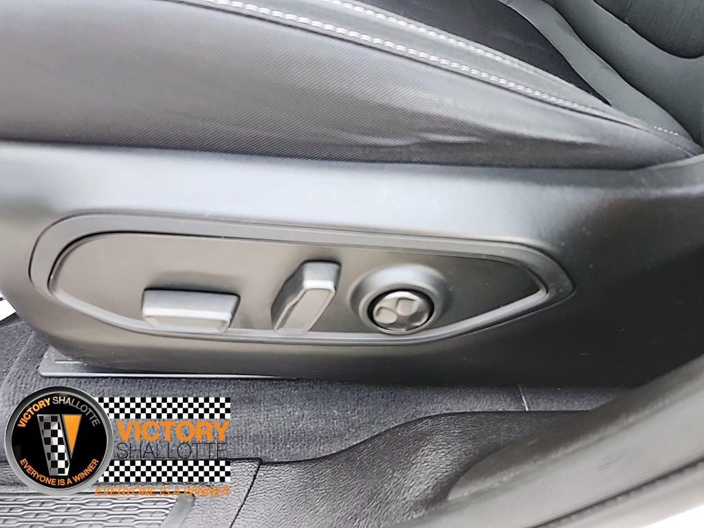 Certified 2023 Jeep Grand Cherokee Laredo image 21