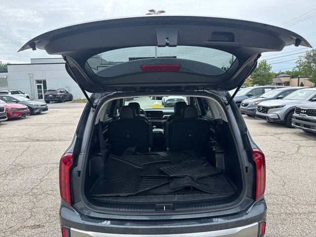 Certified 2024 Kia Telluride S w/ S Sunroof Package AWD/4WD image 12
