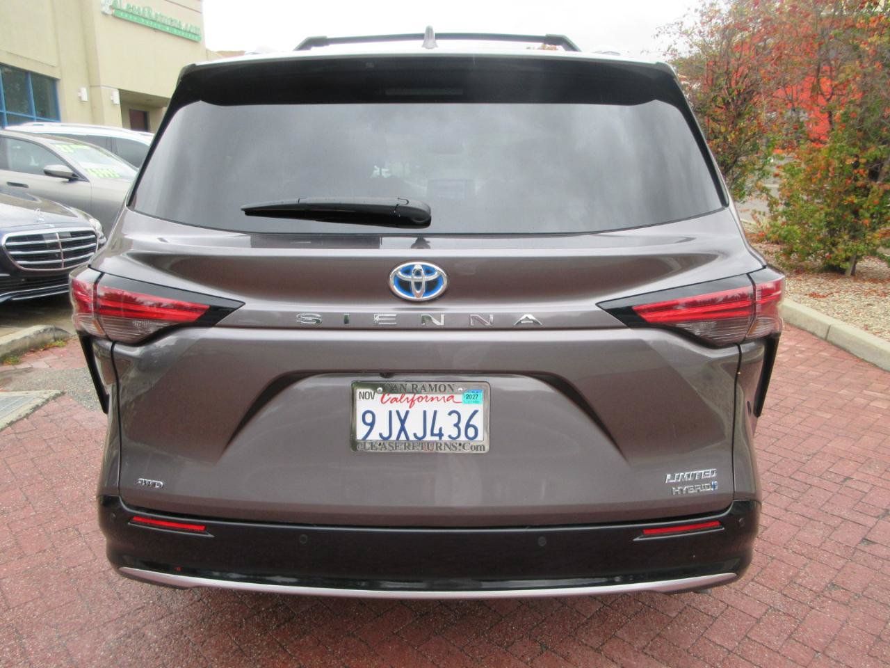 Used 2024 Toyota Sienna Limited AWD image 66