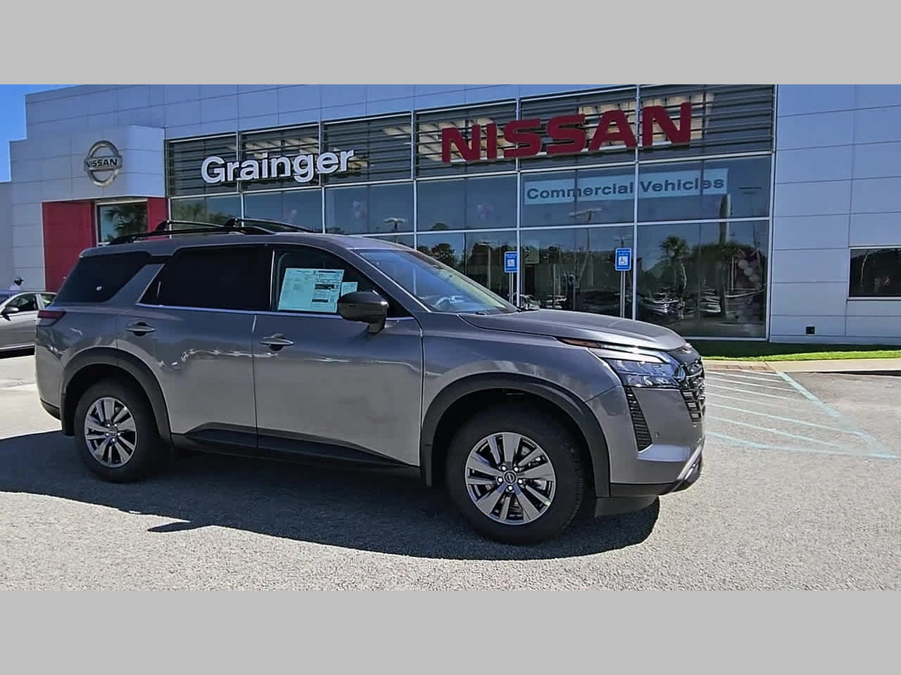New 2026 Nissan Pathfinder SV FWD image 36