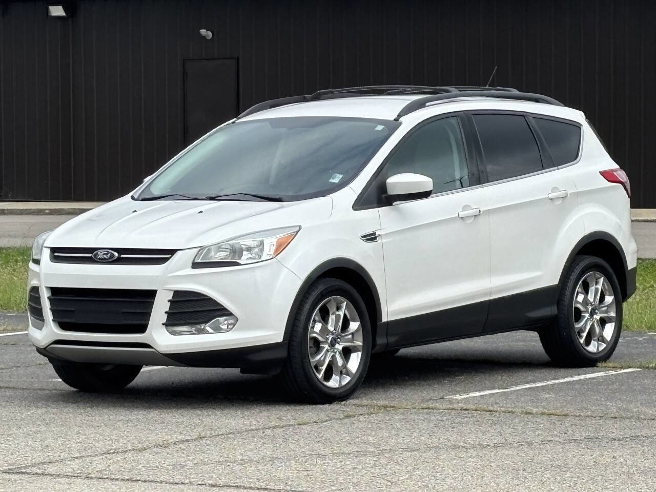Used 2015 Ford Escape SE w/ Equipment Group 201A FWD image 4