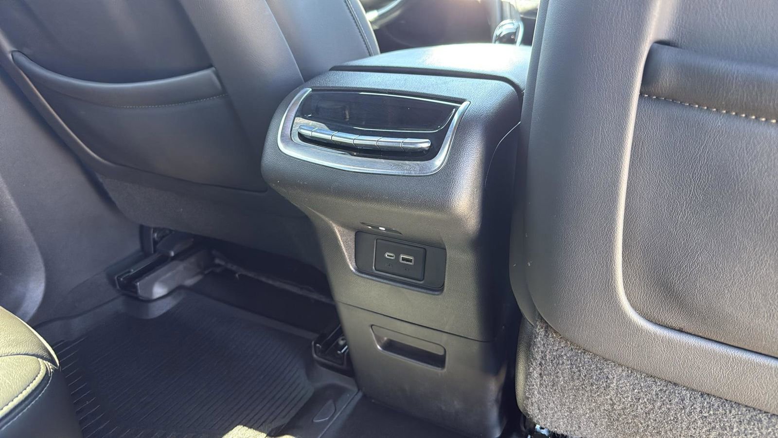 Used 2021 Cadillac XT6 Premium Luxury FWD image 26