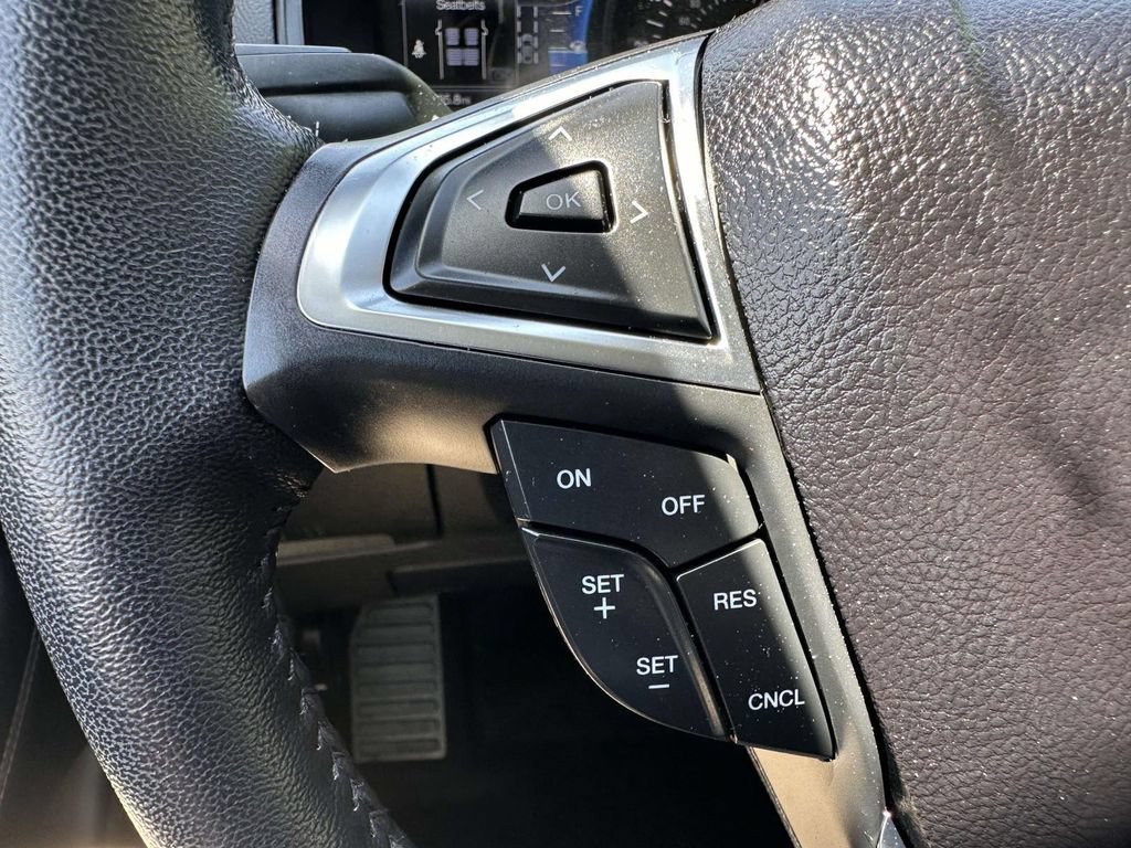Used 2023 Ford Edge SEL w/ Convenience Package AWD/4WD image 16