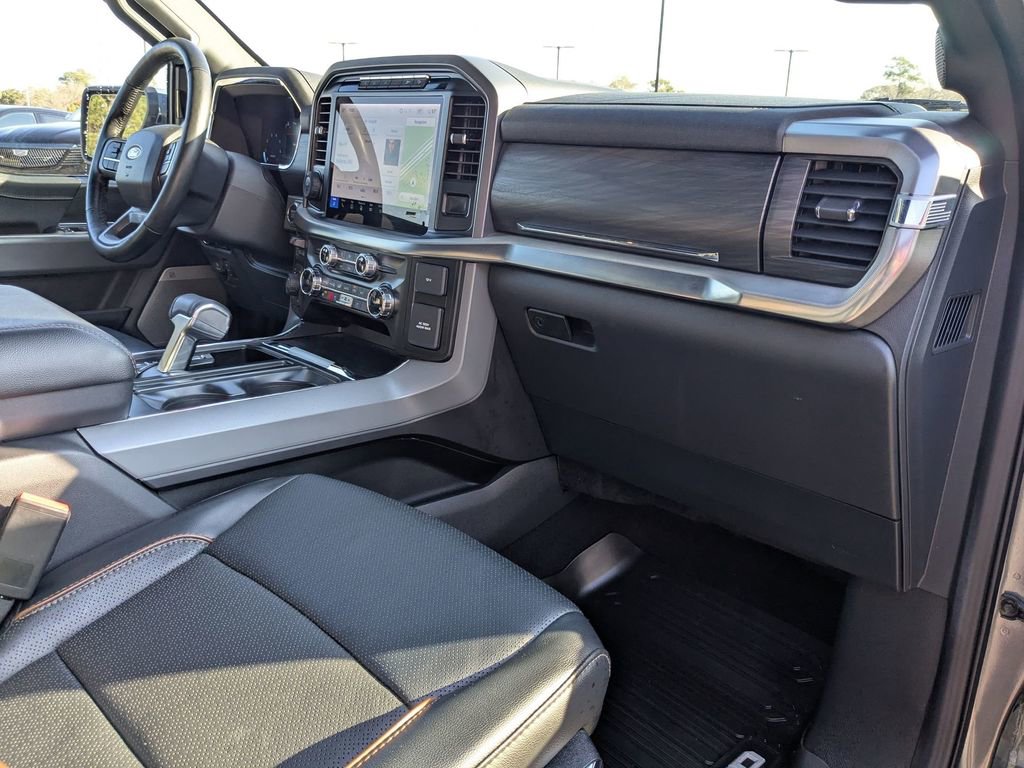 Used 2024 Ford F150 Lariat w/ FX4 Off-Road Package image 31
