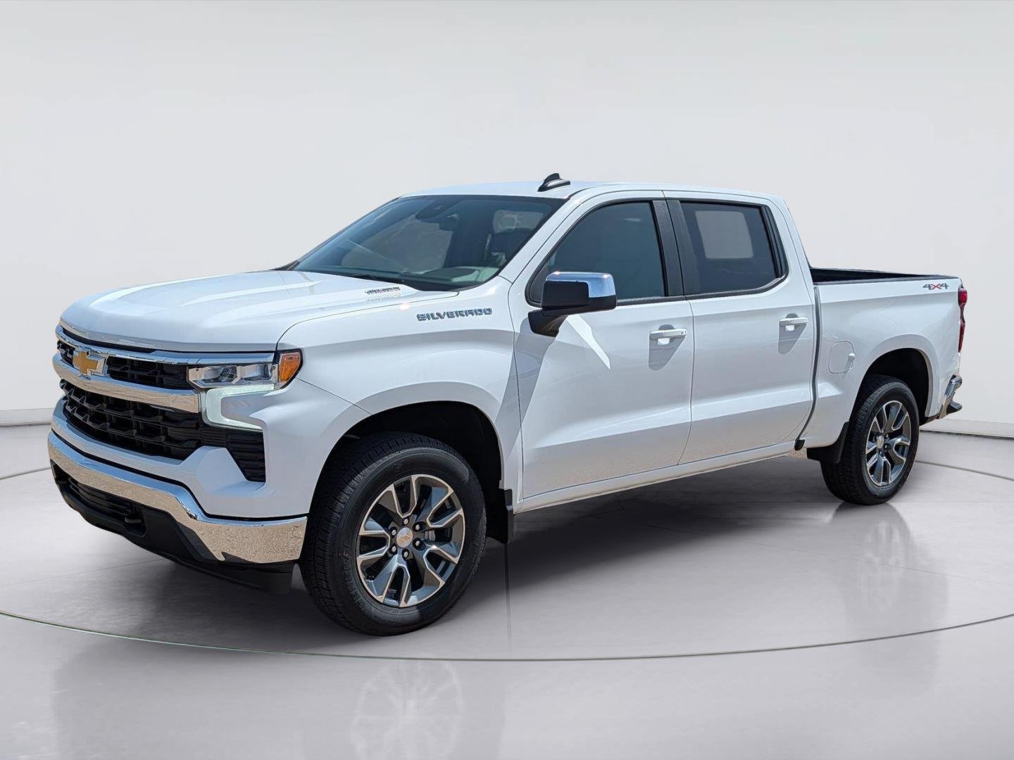 New 2026 Chevrolet Silverado 1500 LT w/ Z71 Off-Road Package AWD/4WD image 1