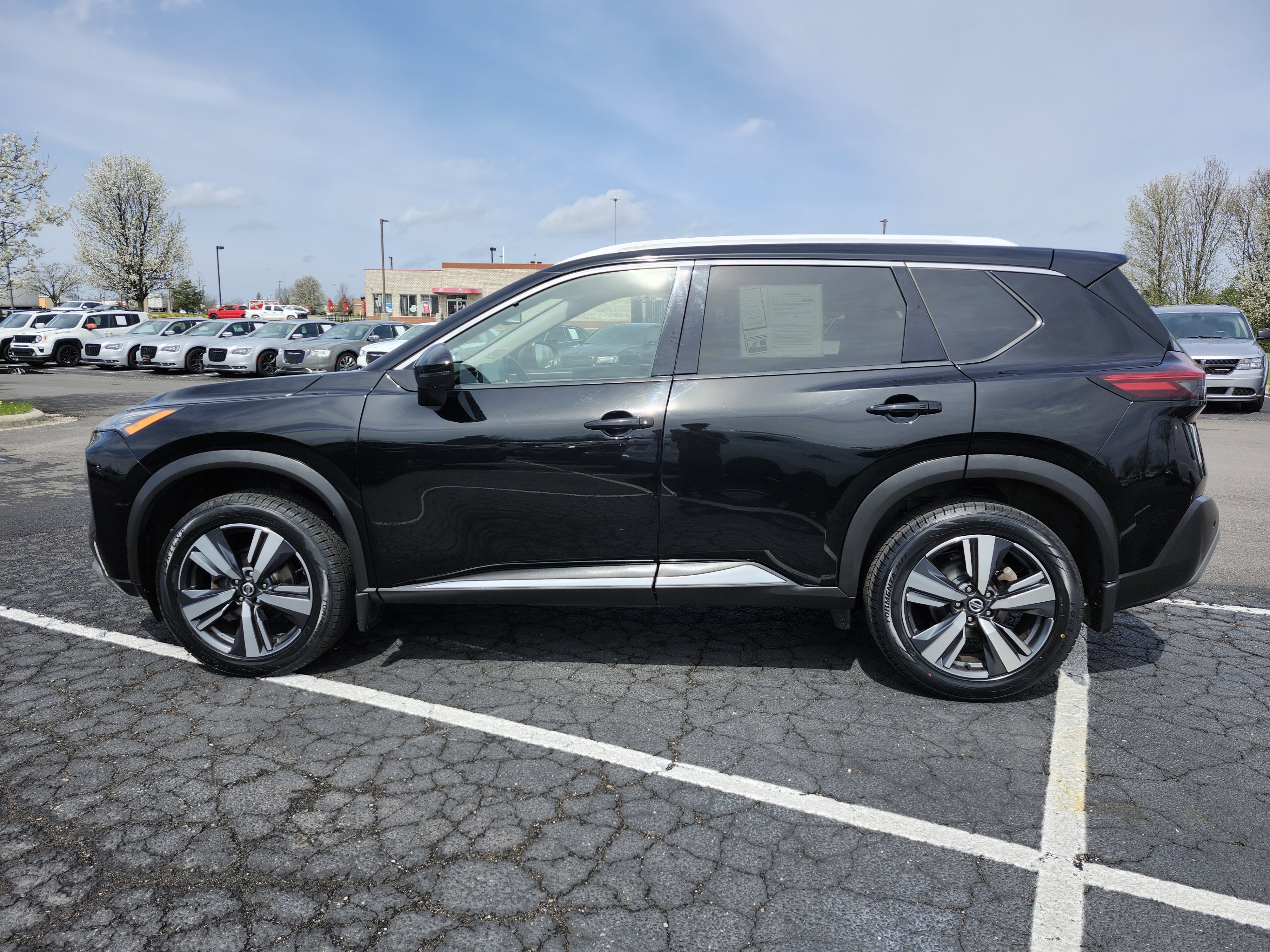 Used 2021 Nissan Rogue SL w/ Premium Package AWD/4WD image 18