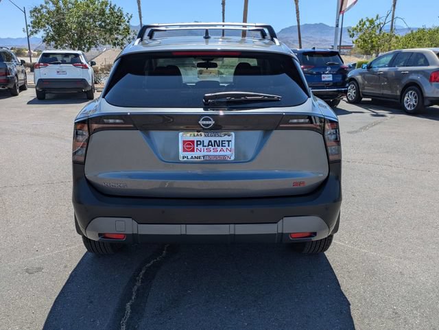 Certified 2025 Nissan Kicks SR FWD image 8