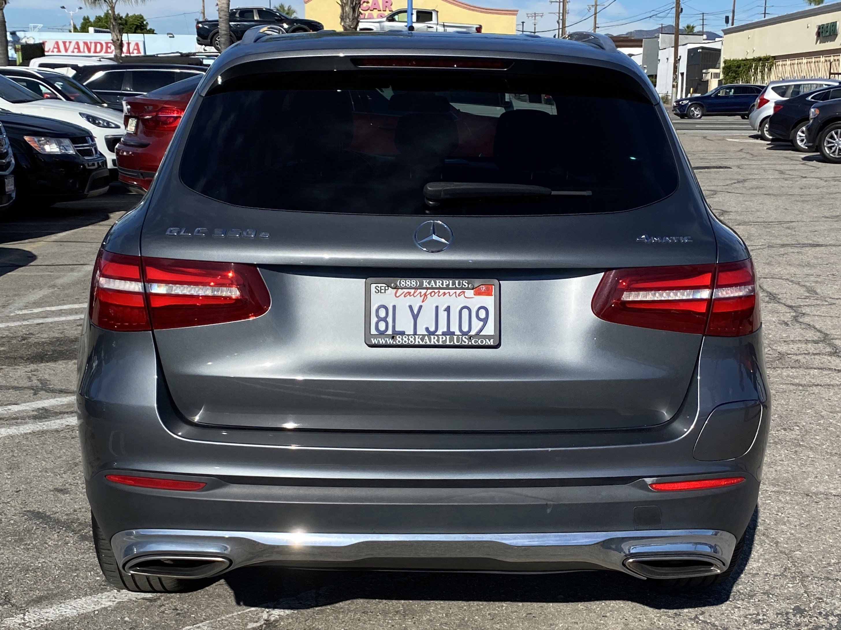 Used 2019 Mercedes-Benz GLC 350e 4MATIC w/ Premium Package image 8