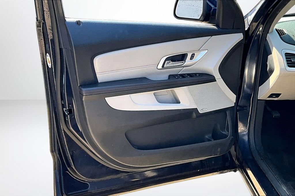 Used 2015 GMC Terrain SLE w/ Convenience Package FWD image 17