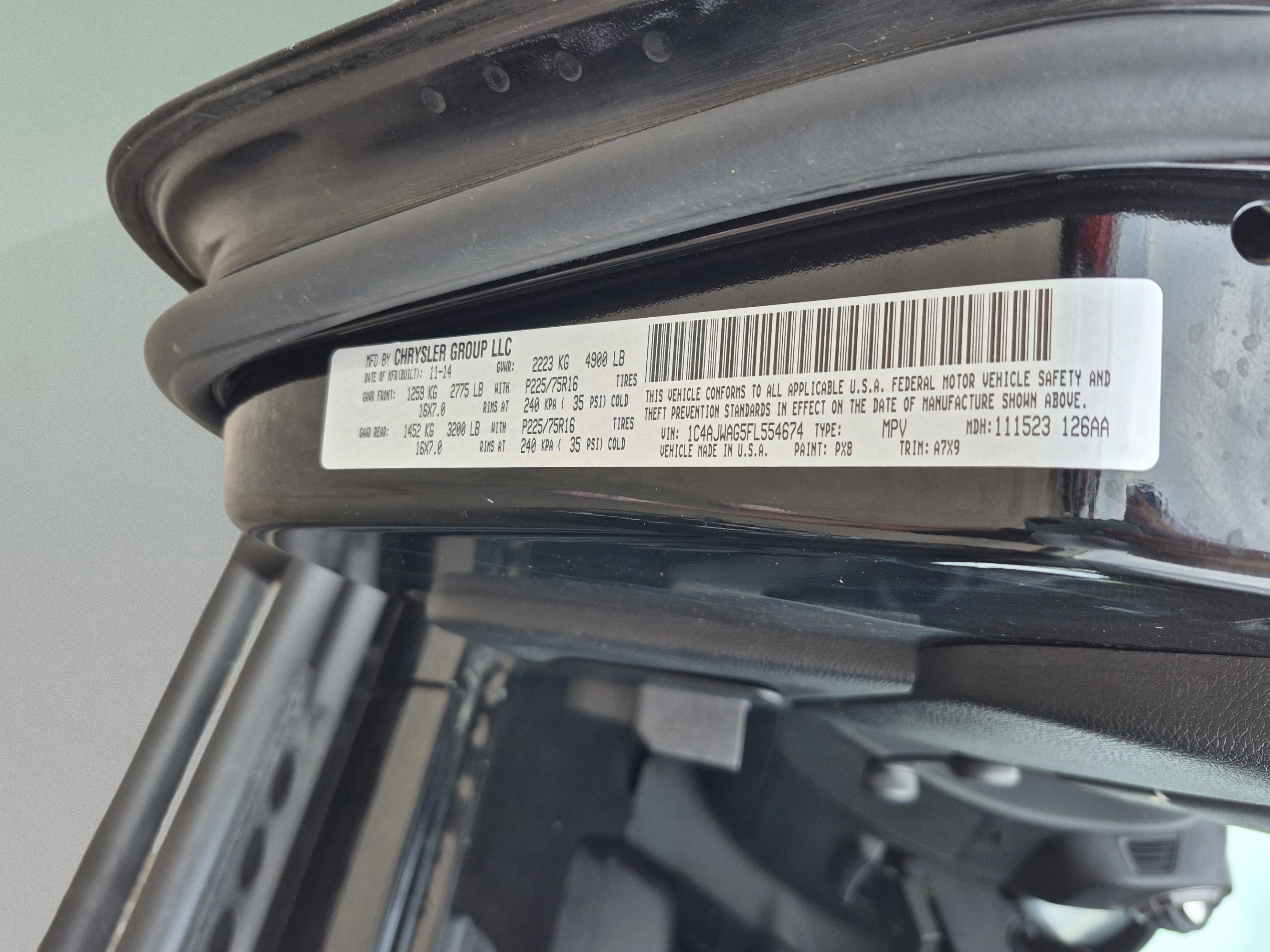 Used 2015 Jeep Wrangler Sport AWD/4WD image 29