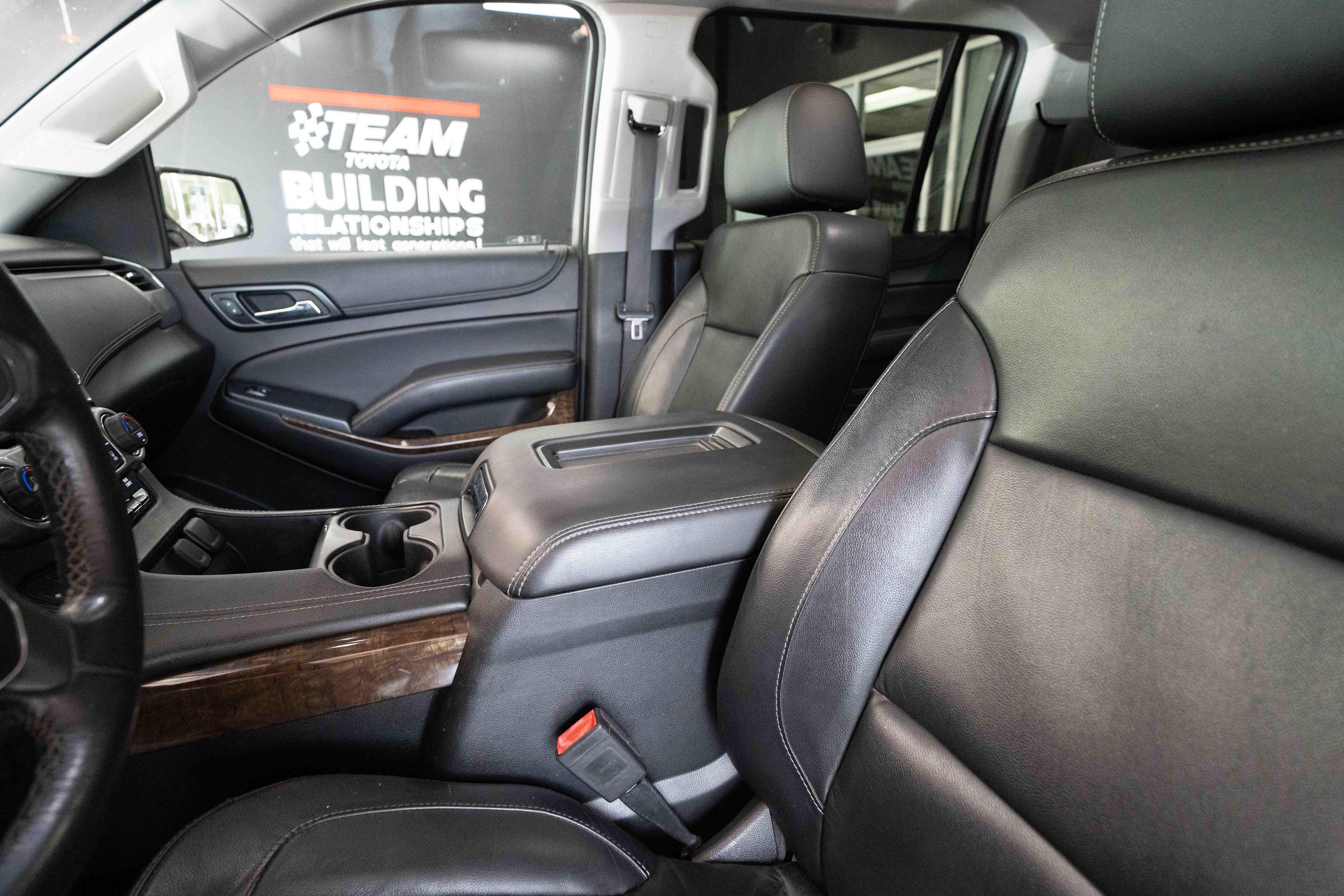 Used 2018 Chevrolet Suburban LT AWD/4WD image 10