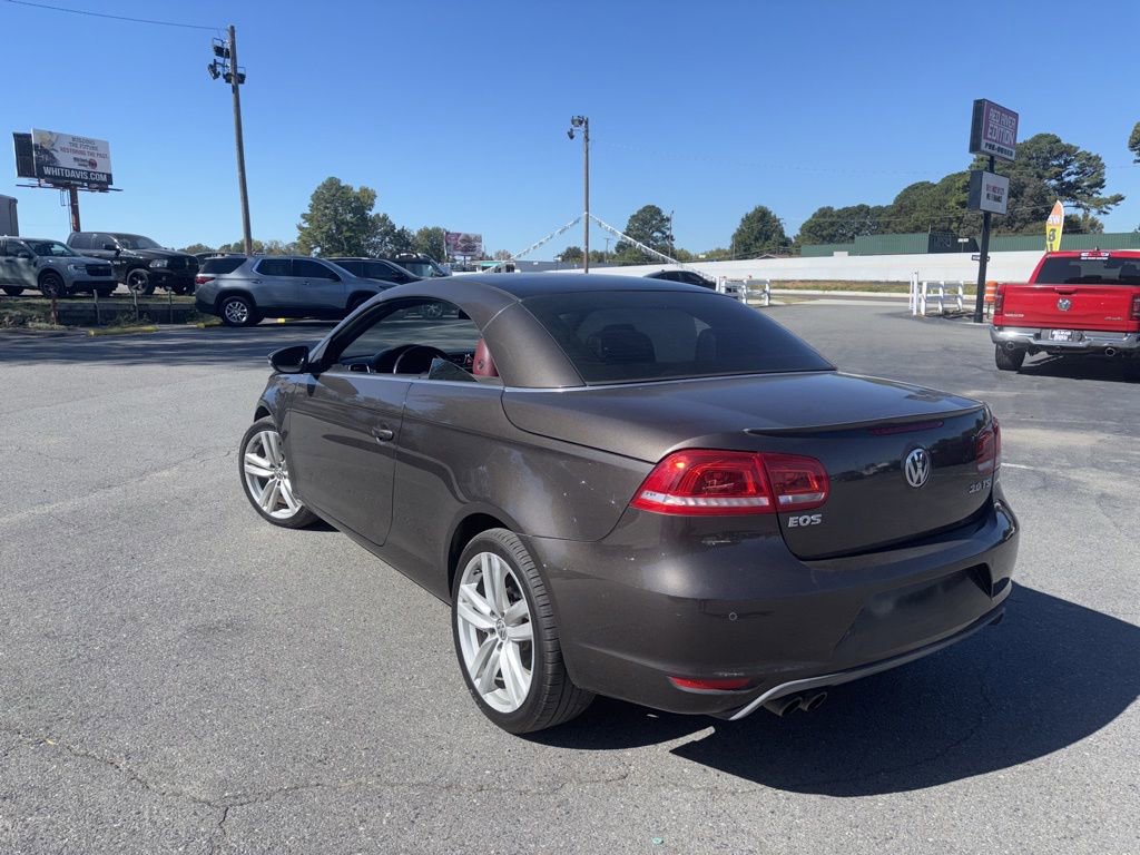 Used 2012 Volkswagen Eos Executive FWD image 3