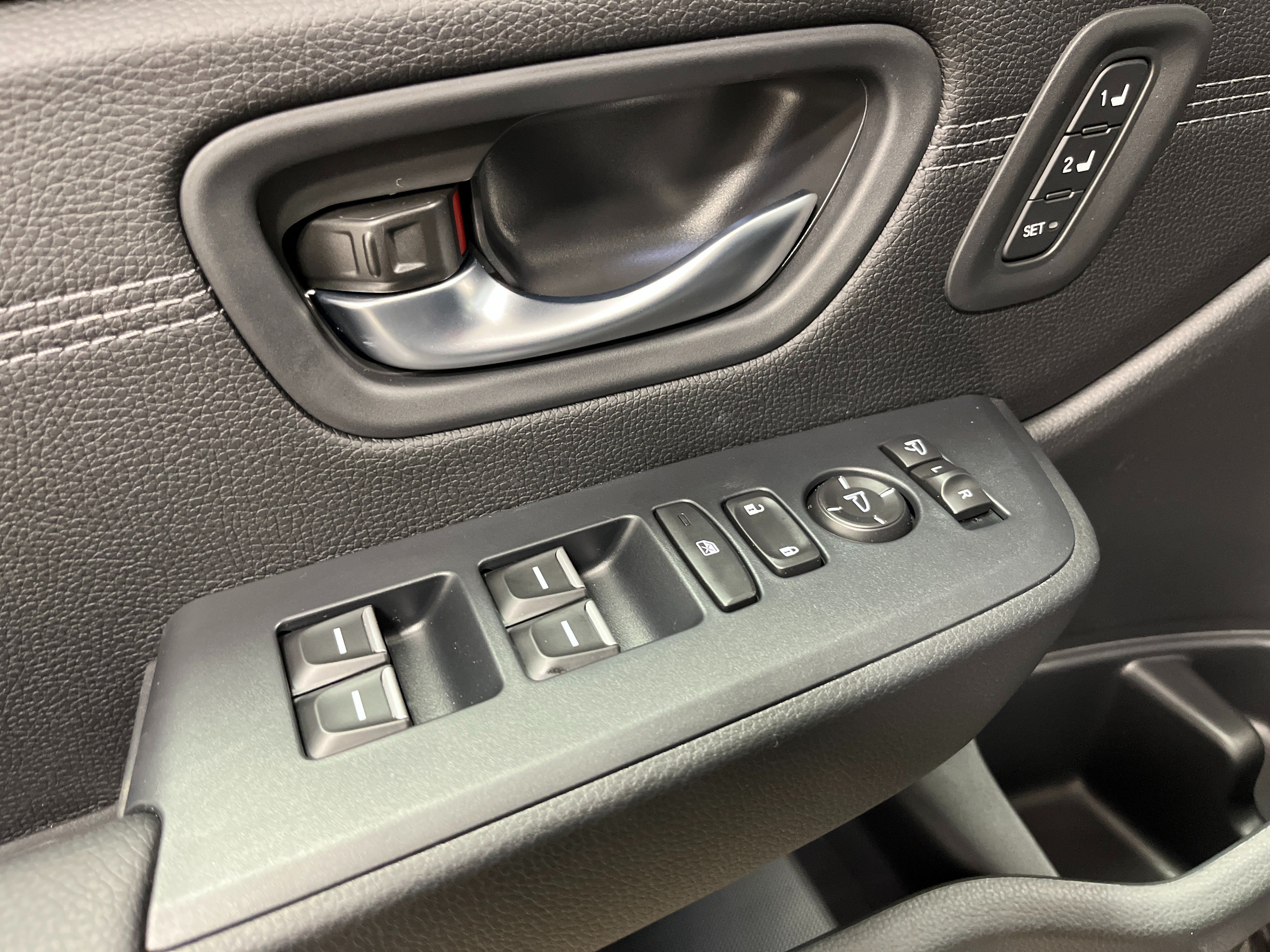 New 2026 Honda Pilot Touring image 16