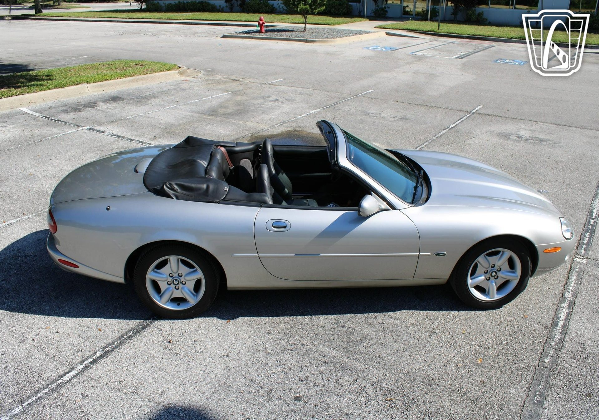 Used 1999 Jaguar XK8 Convertible image 26
