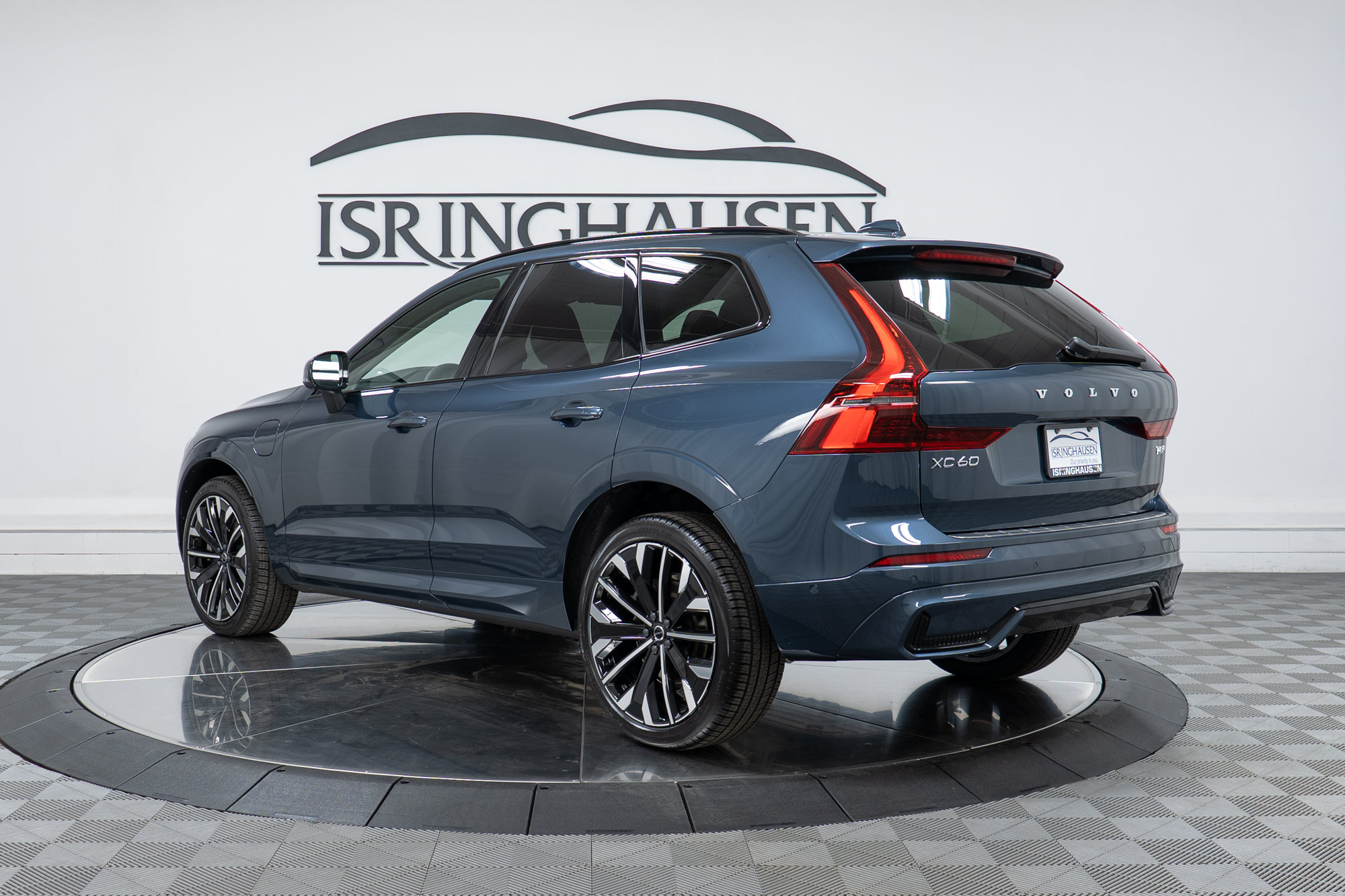 New 2027 Volvo XC60 T8 Ultra AWD/4WD image 7