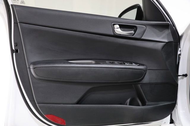 Used 2020 Kia Optima LX FWD image 18