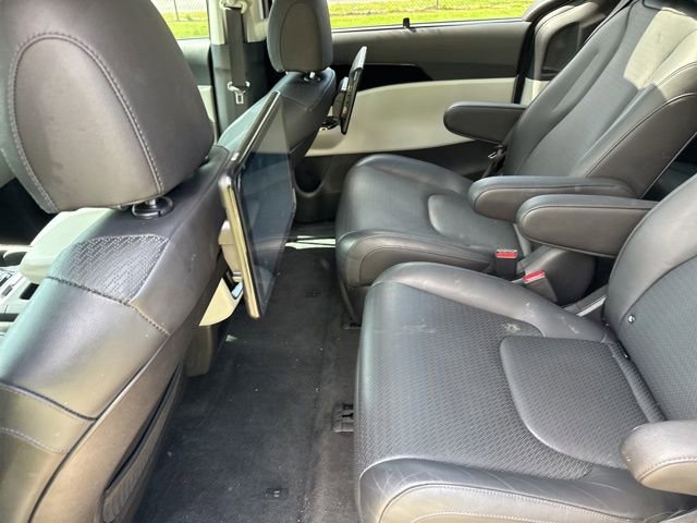 Used 2023 Kia Carnival SX Prestige FWD image 15