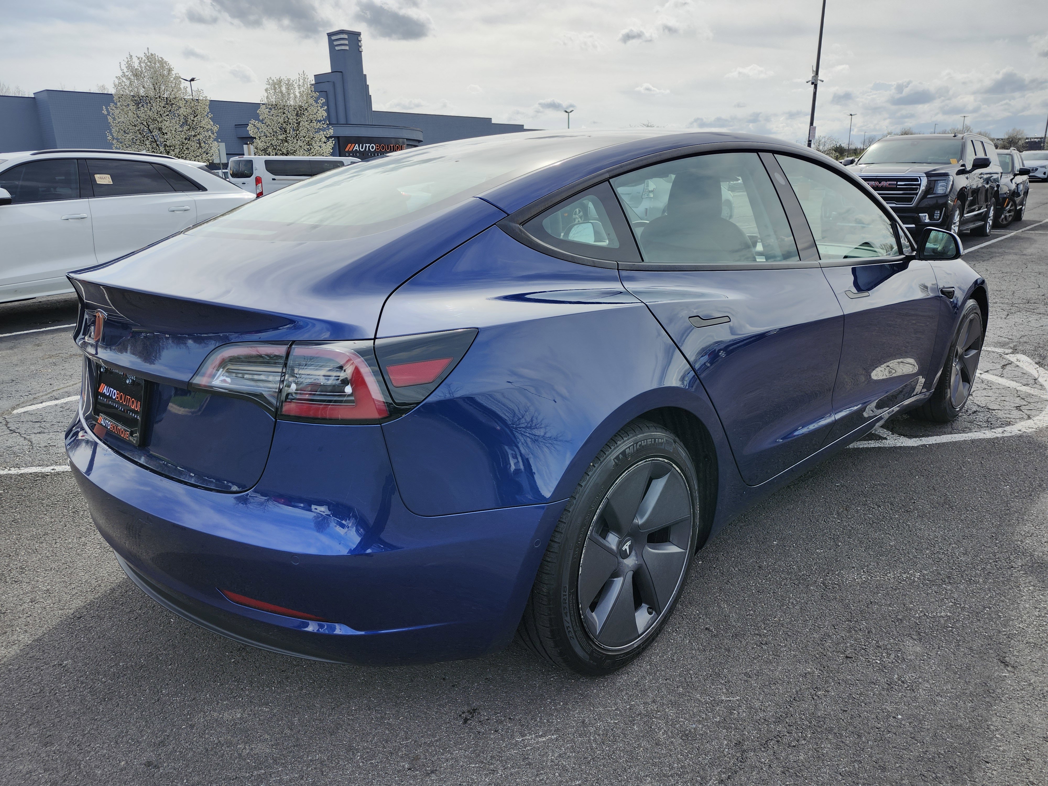 Used 2022 Tesla Model 3 image 16