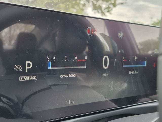 New 2027 Nissan Sentra SR w/ SR Premium Package FWD image 12