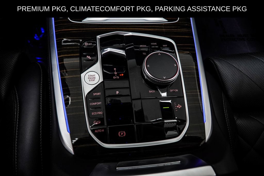 Used 2024 BMW X7 xDrive40i AWD/4WD image 21