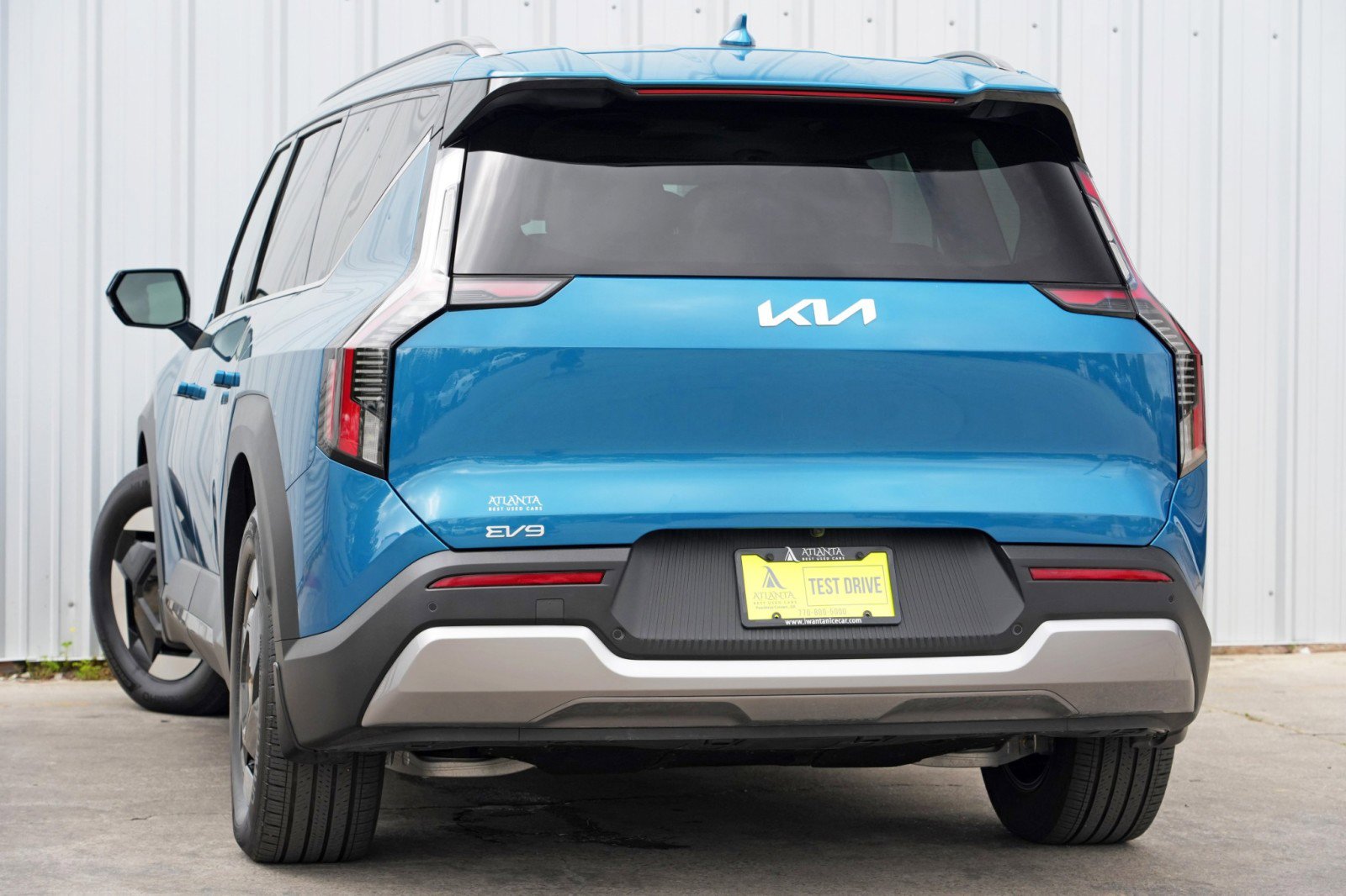 Used 2024 Kia EV9 Wind image 5