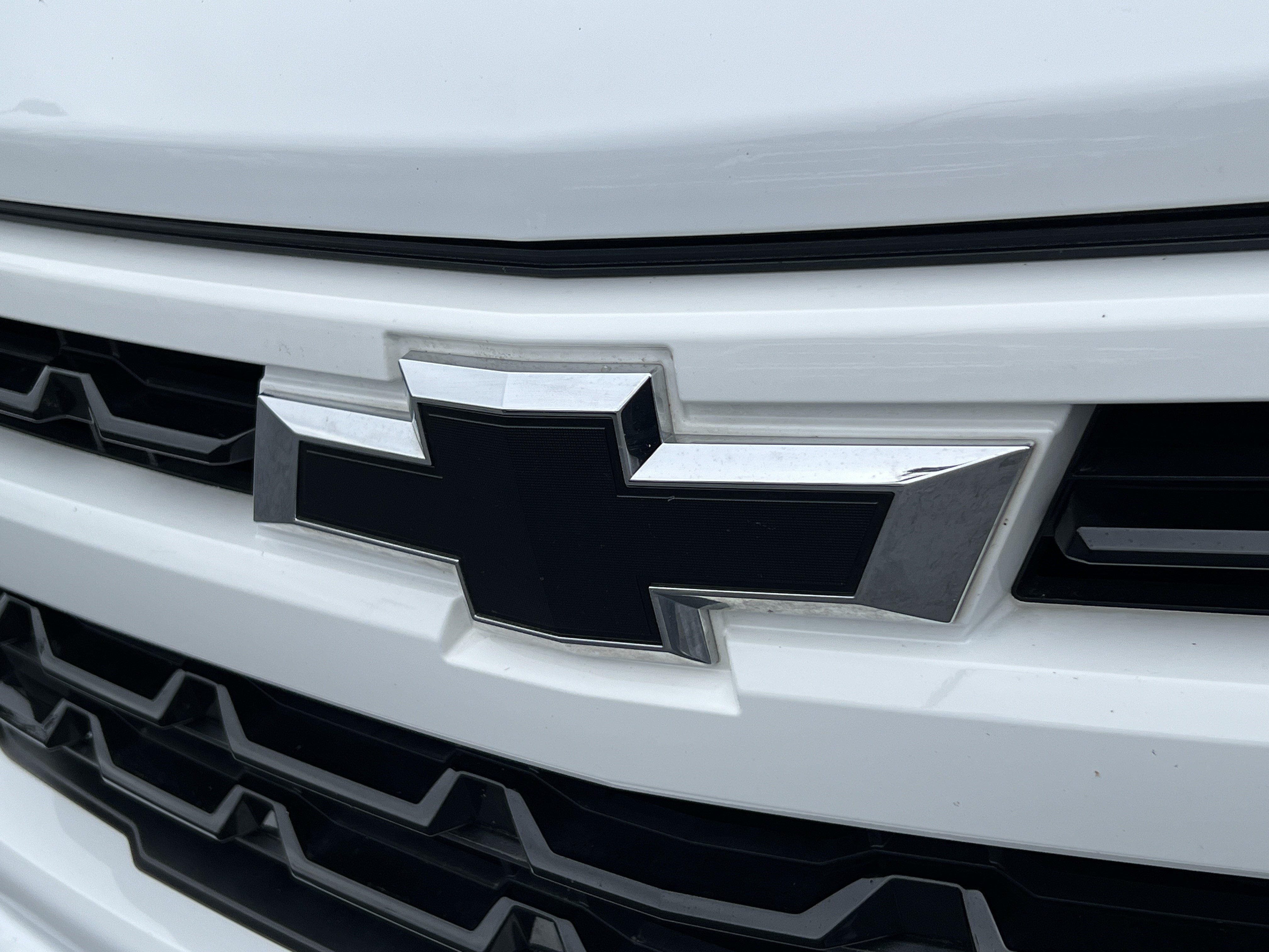 Used 2024 Chevrolet Silverado 1500 RST AWD/4WD image 8