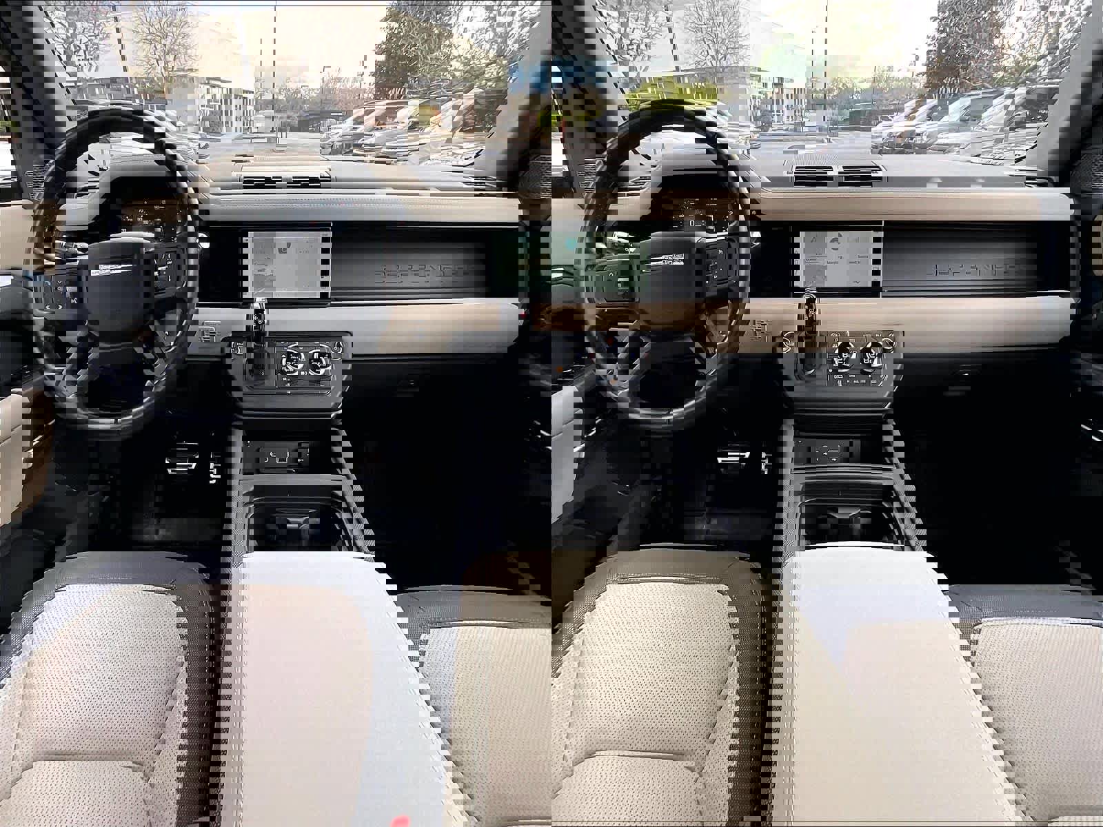 Used 2022 Land Rover Defender 110 X-Dynamic SE image 17