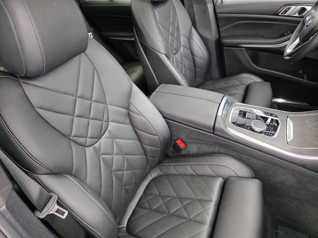 Certified 2024 BMW X5 xDrive40i w/ Premium Package AWD/4WD image 30