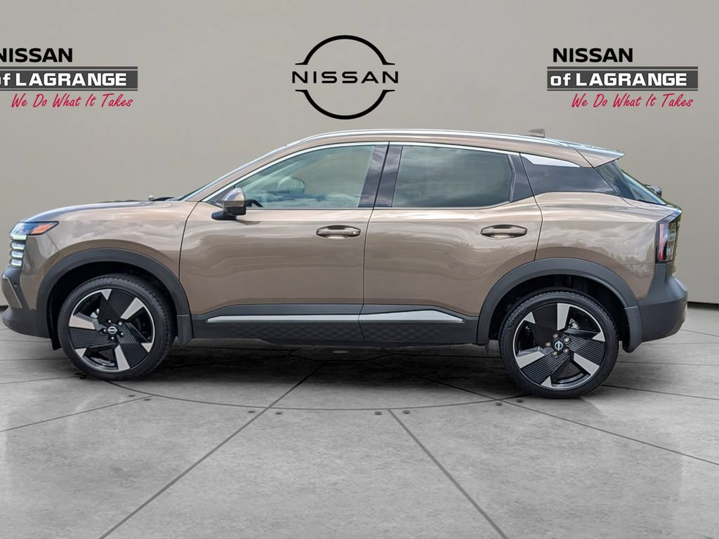Certified 2025 Nissan Kicks SR FWD image 8