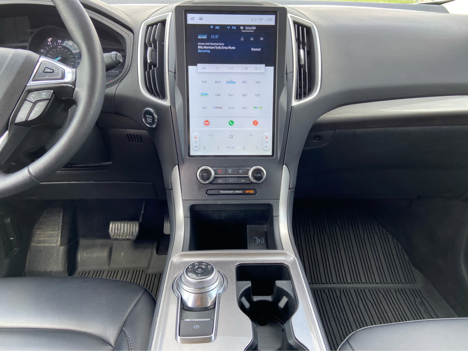 Used 2024 Ford Edge SEL w/ Convenience Package image 18