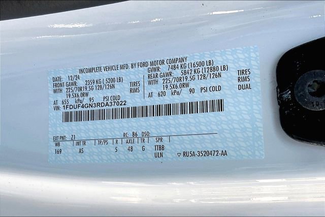 Used 2024 Ford F450 XL w/ XL Chrome Package image 13