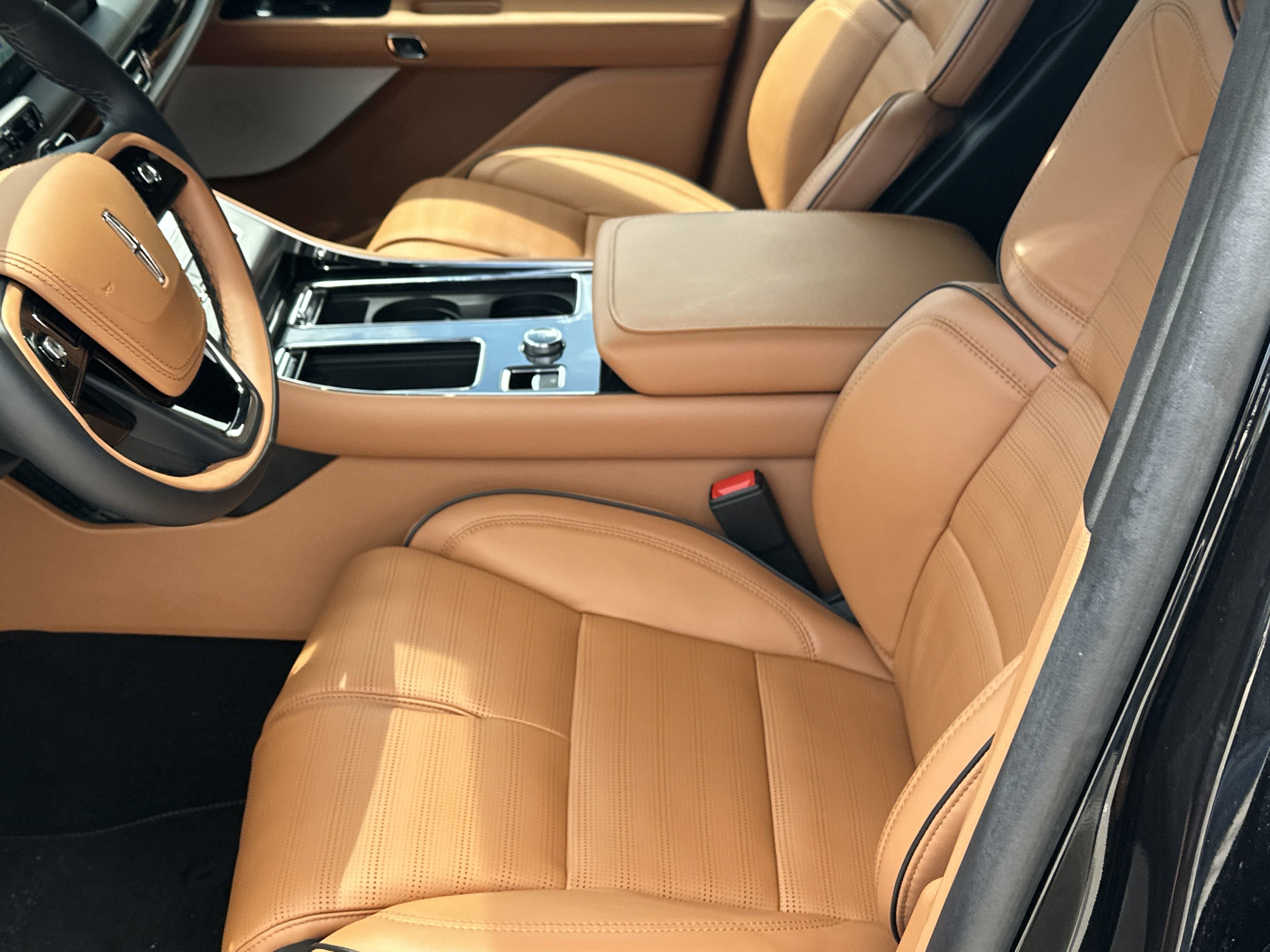 New 2025 Lincoln Aviator Black Label image 16