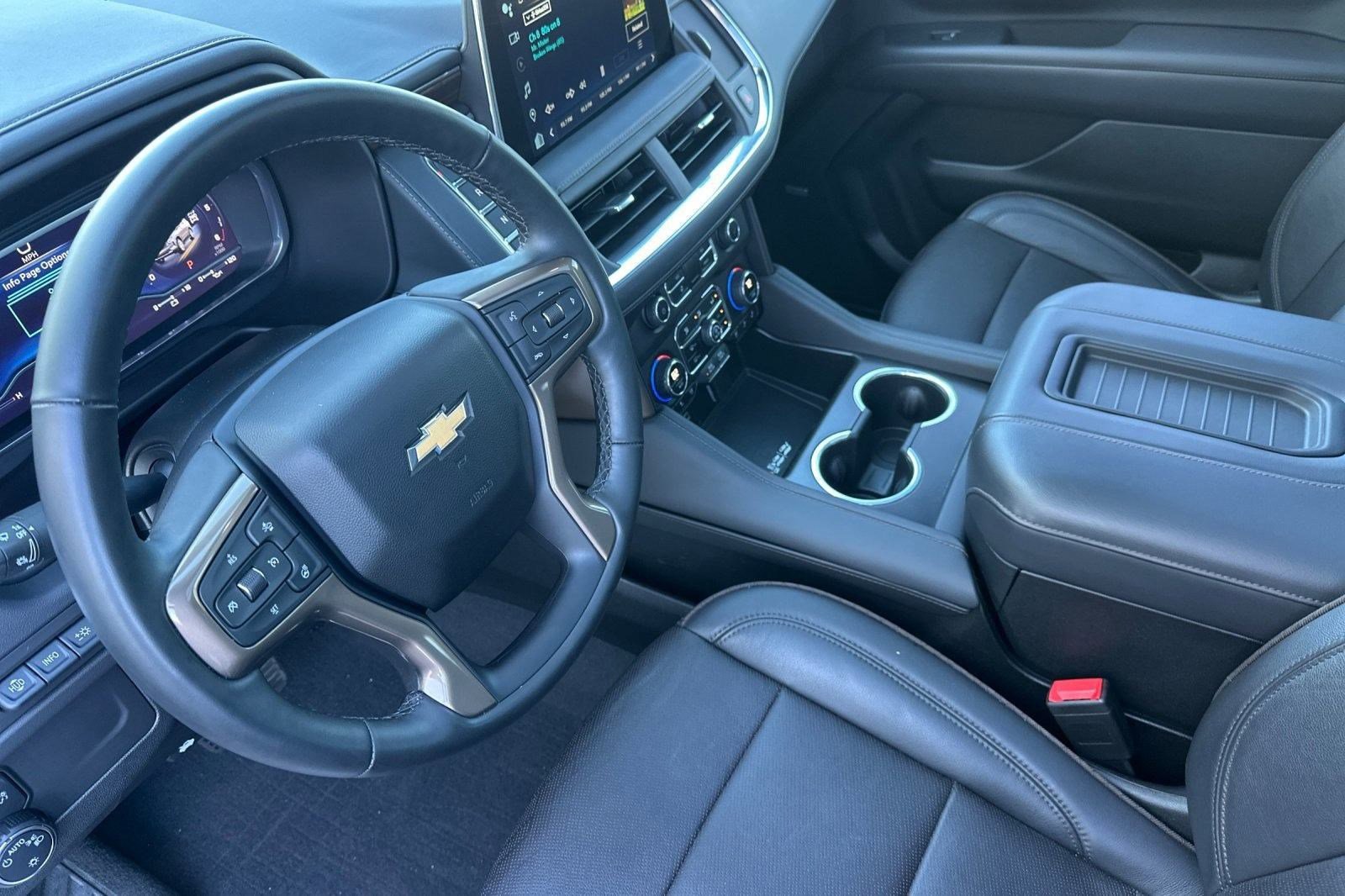 Used 2023 Chevrolet Tahoe High Country image 4