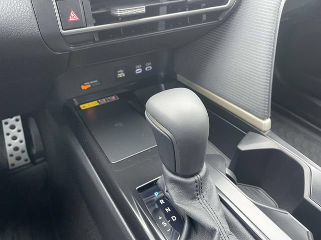 Used 2026 Toyota Camry SE FWD image 56