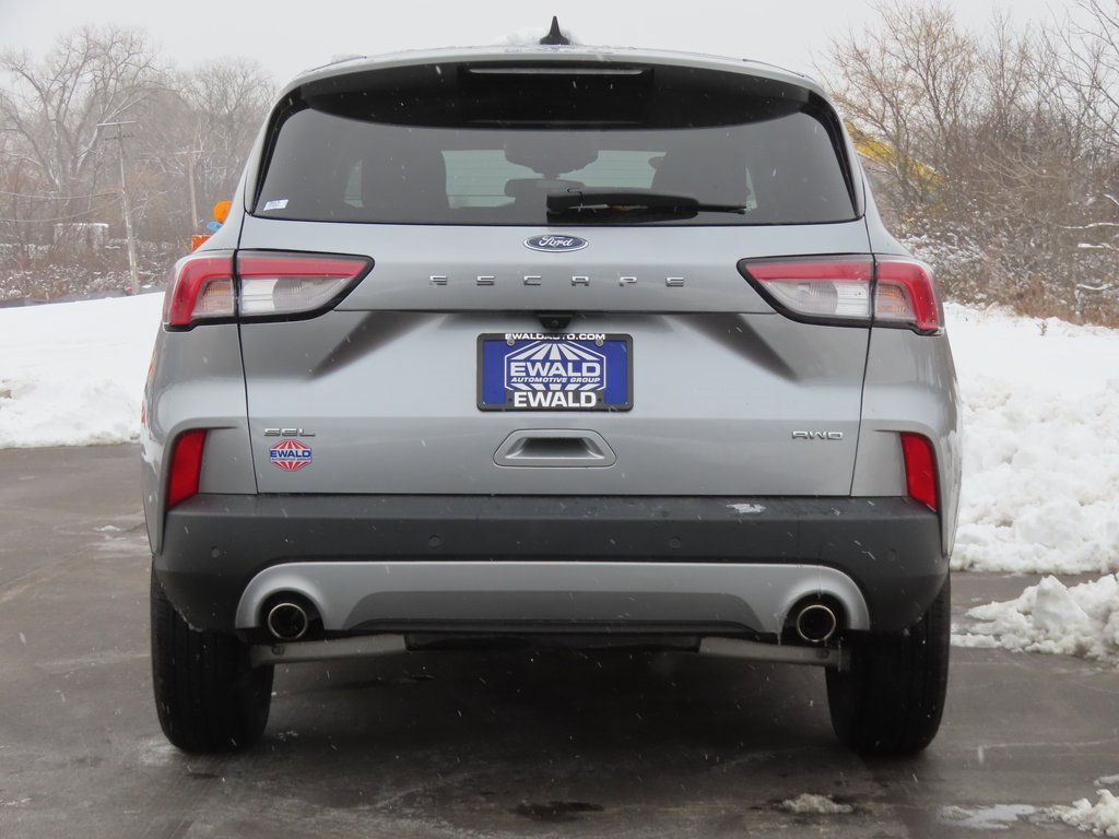 Used 2022 Ford Escape SEL image 12