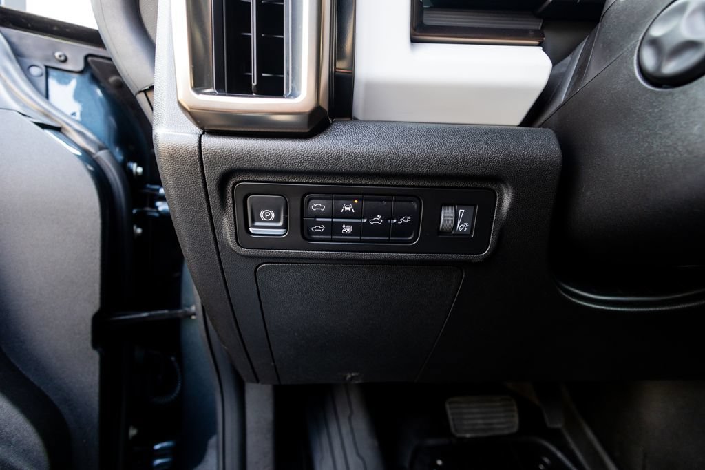 Used 2025 GMC Hummer EV 3X AWD/4WD image 25