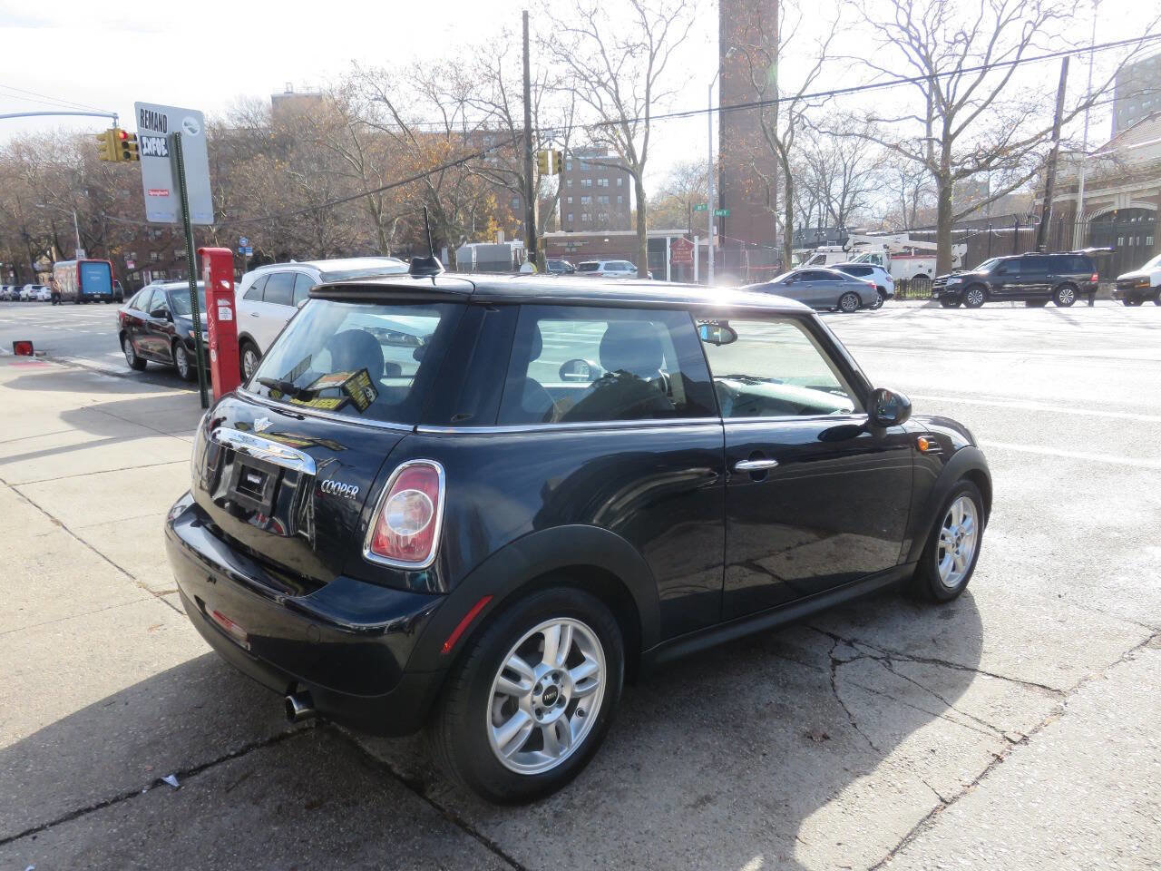Used 2012 MINI Cooper Hardtop image 3