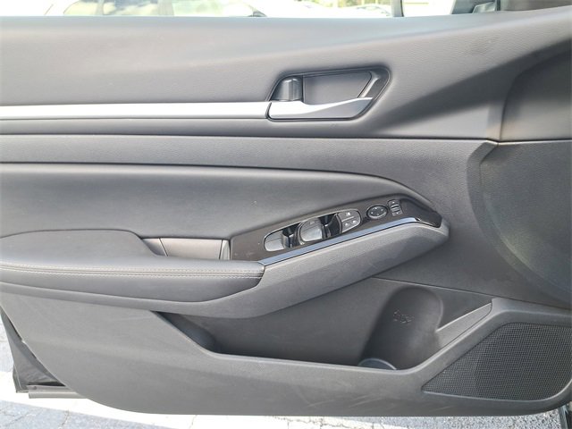 Used 2023 Nissan Altima 2.5 SV image 20