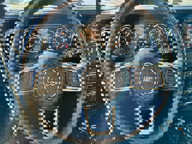 Used 2021 Jeep Wrangler Unlimited Sahara image 14