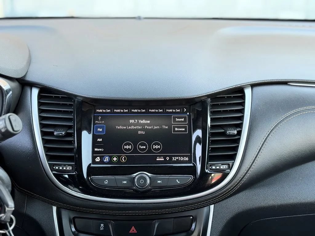 Used 2020 Chevrolet Trax LS FWD image 15