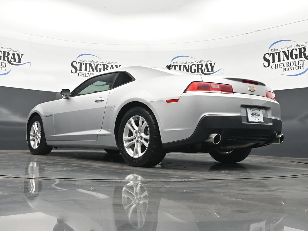 Used 2015 Chevrolet Camaro LT RWD image 30