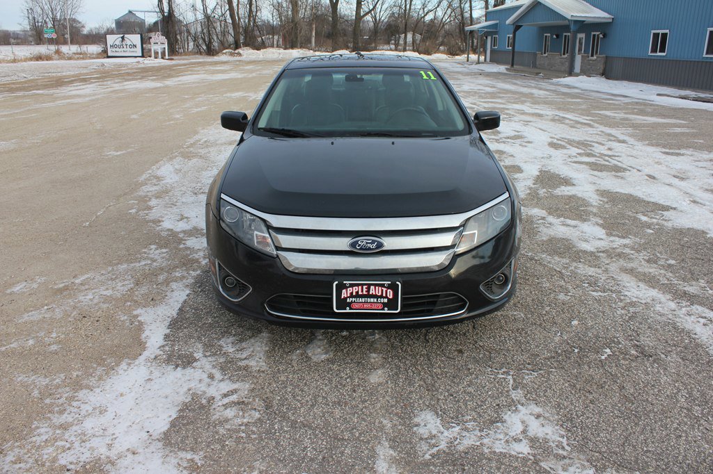 Used 2011 Ford Fusion SEL w/ 302A Rapid Spec Order Code image 3
