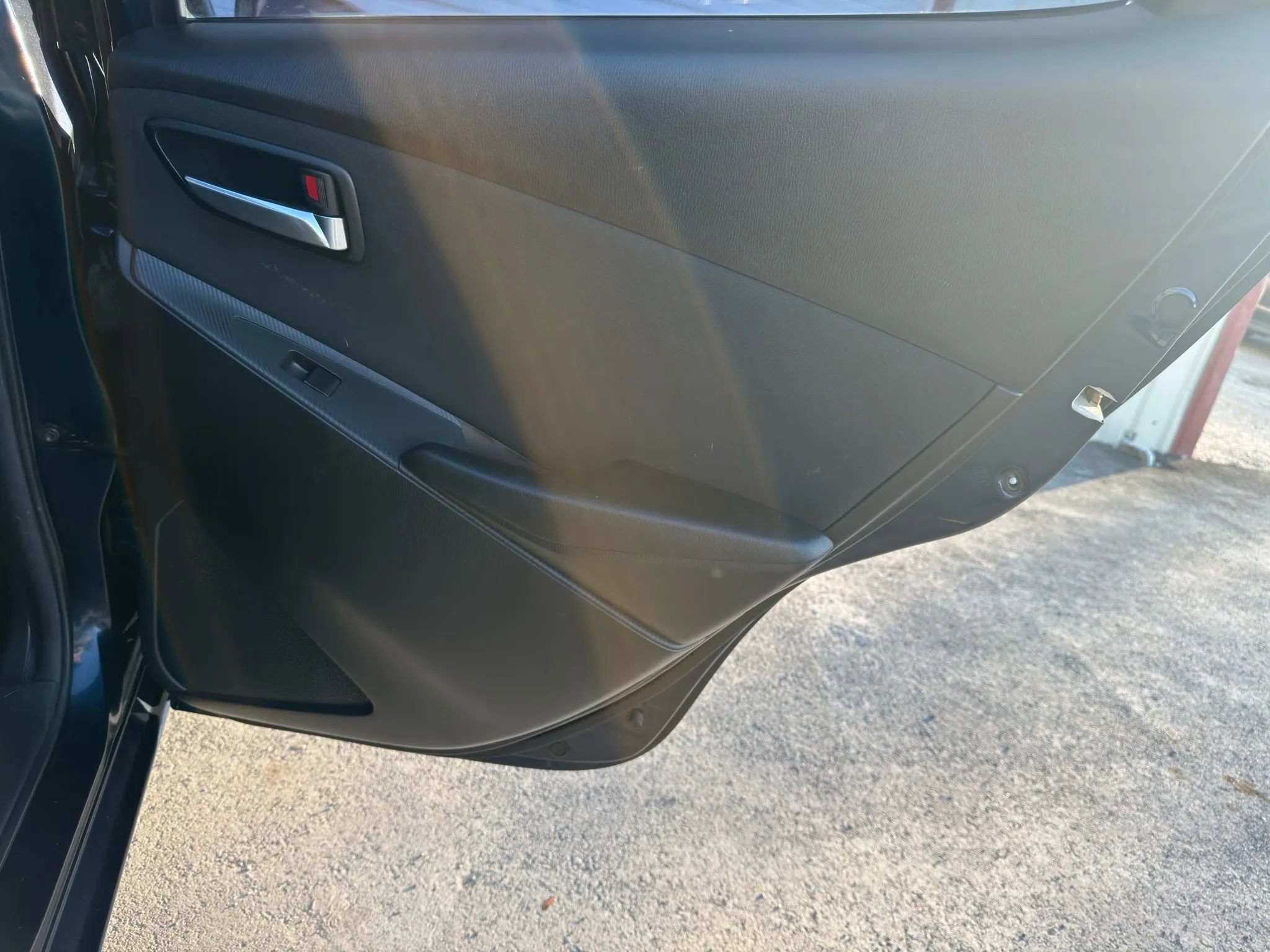 Used 2016 Scion iA image 9