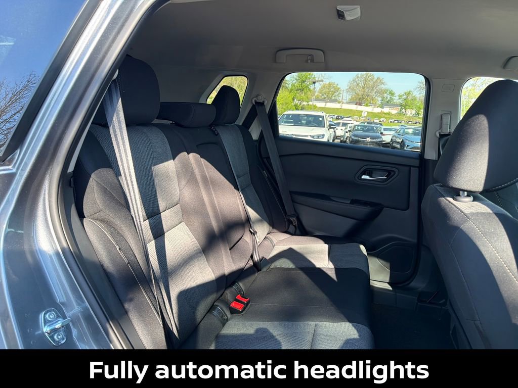 New 2026 Nissan Rogue SV AWD/4WD image 36