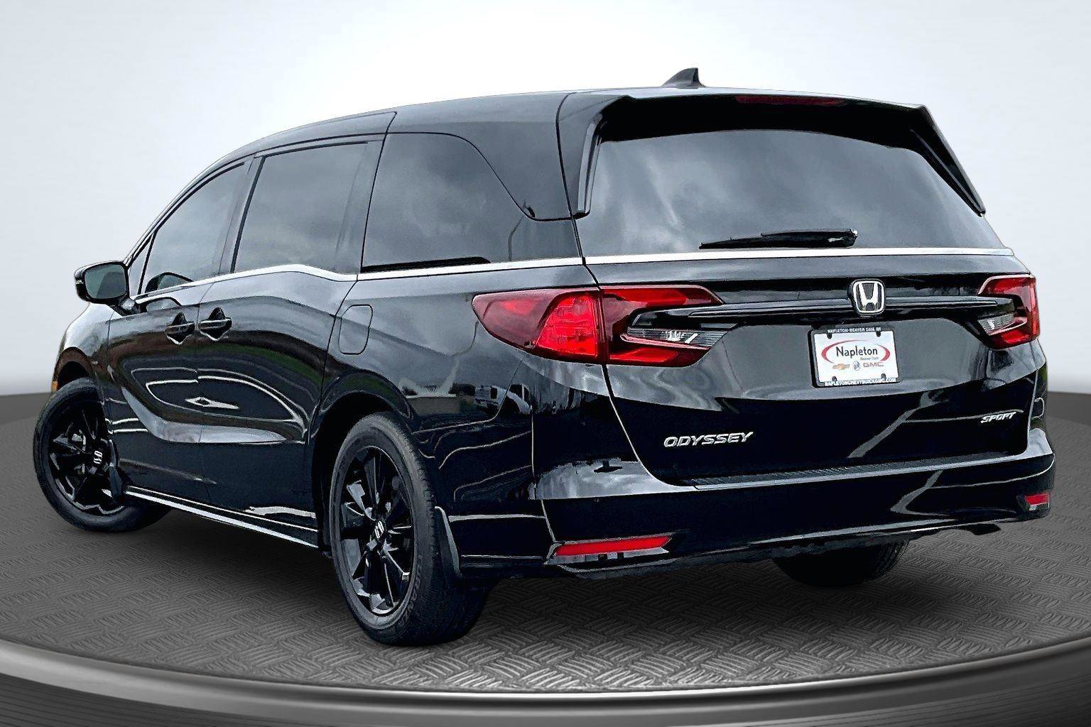 Used 2024 Honda Odyssey Sport image 14