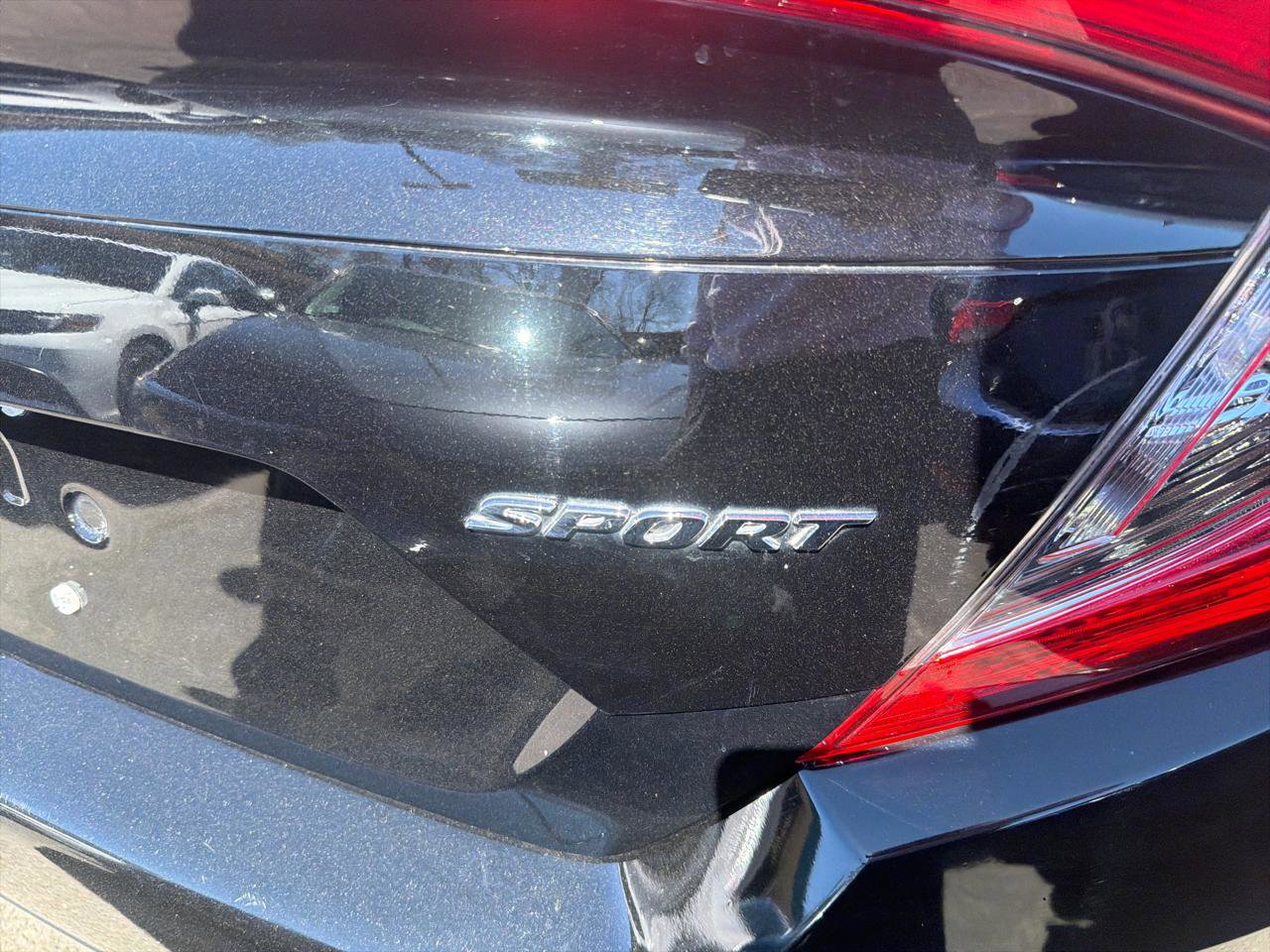 Used 2021 Honda Civic Sport image 8
