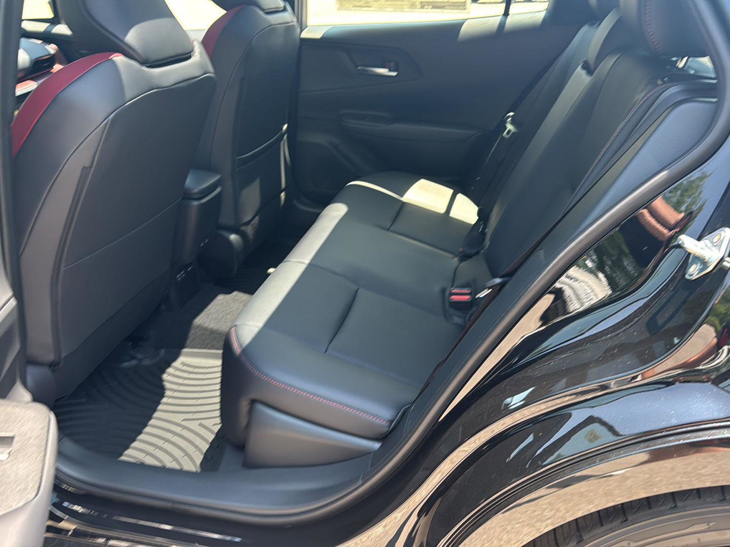 New 2025 Toyota Prius Plug-In Hybrid image 16