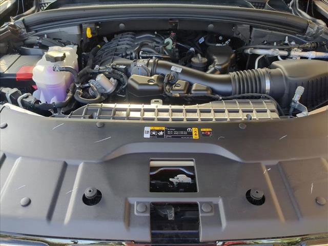 New 2025 Jeep Grand Cherokee Limited w/ Luxury Tech Group II image 17